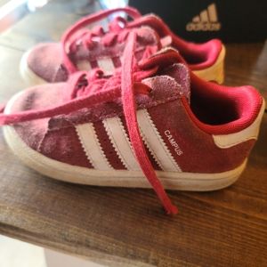 Adidas. Size 8K. Red and White